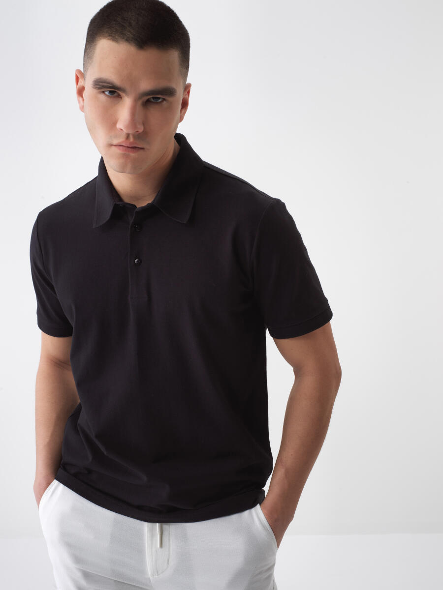 Siyah Slim Fit Pamuklu Tişört