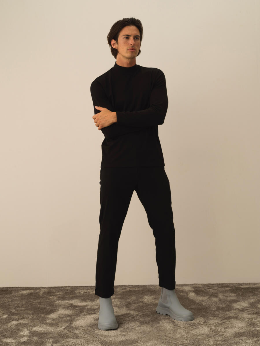 Siyah Modal Dokulu Slim Fit Uzun Kollu Tişört - 2