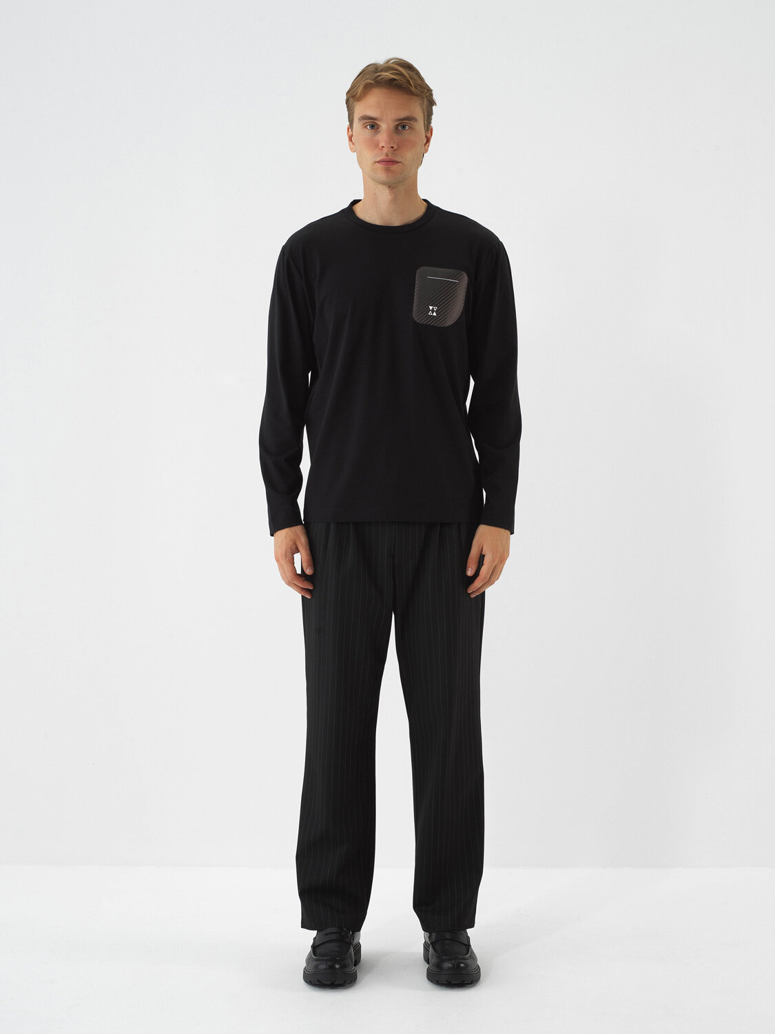 Siyah Pamuk Dokulu Regular Fit Uzun Kollu Tişört - Xint