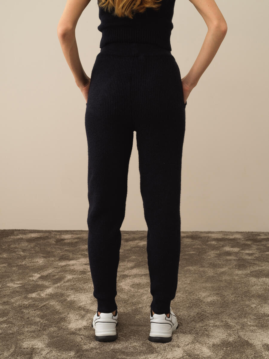 High Waist Regular Fit Knit Pants - 3