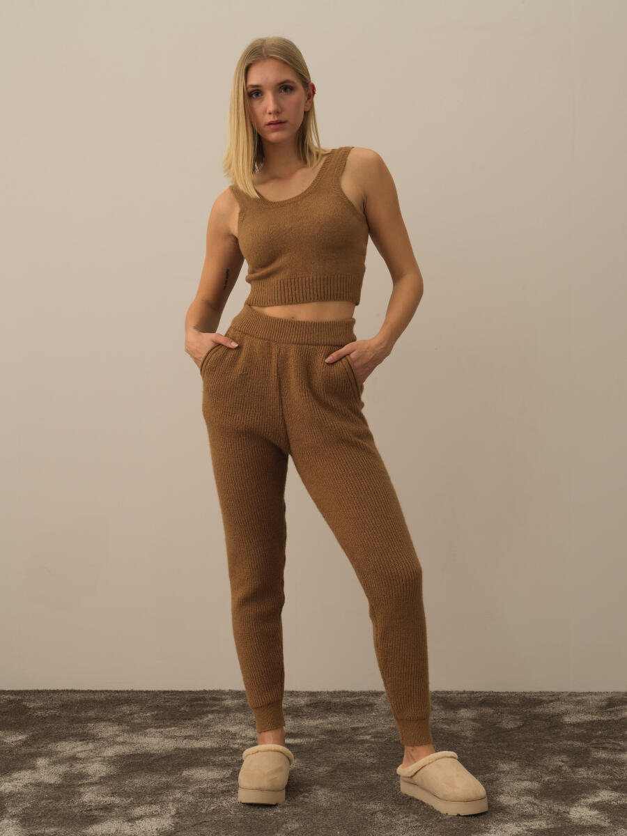 High Waist Regular Fit Knit Pants - 3