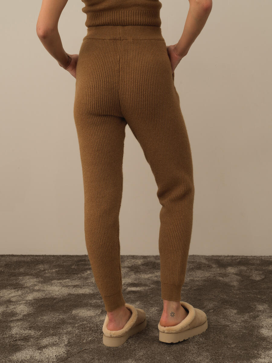 High Waist Regular Fit Knit Pants - 4