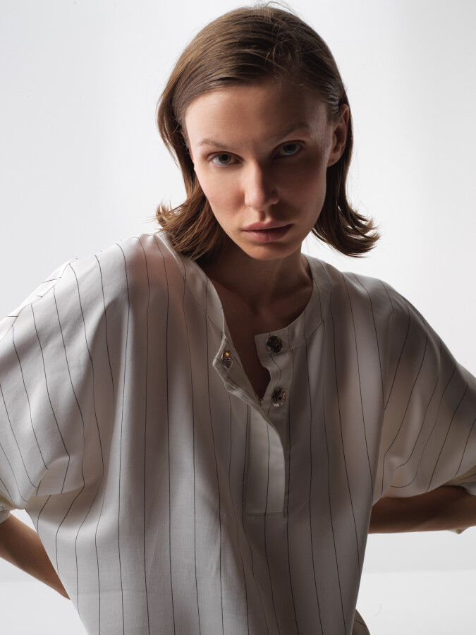 Beyaz Oversize Bluz - Xint