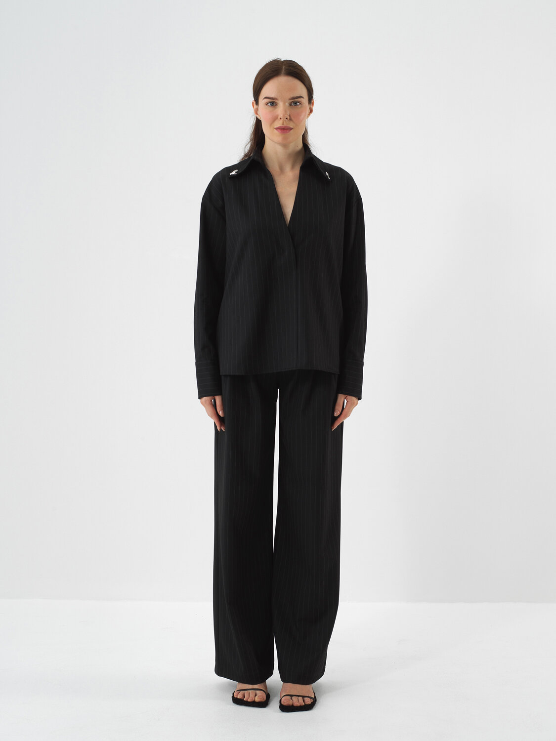 Siyah Esnek Dokulu Oversize Bluz - Xint
