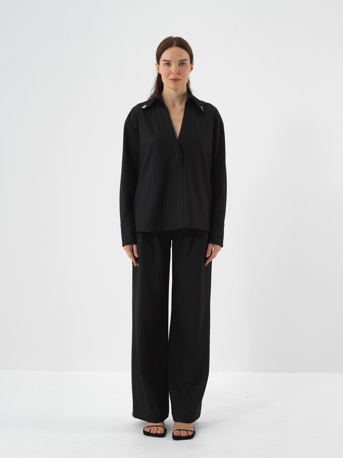 Siyah Esnek Dokulu Oversize Bluz - 2