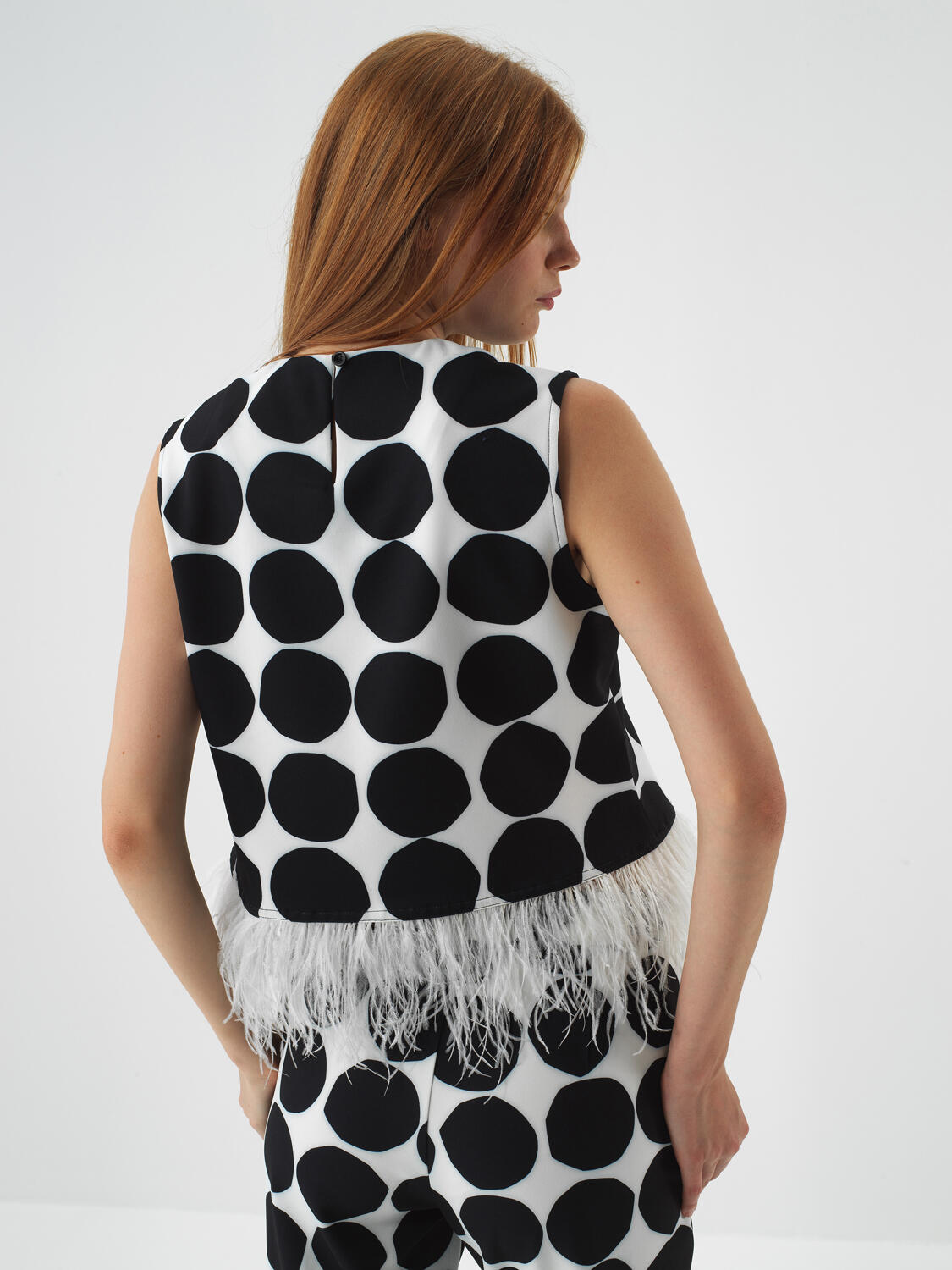 Siyah Formunu Koruyan Oversize Bluz - 4