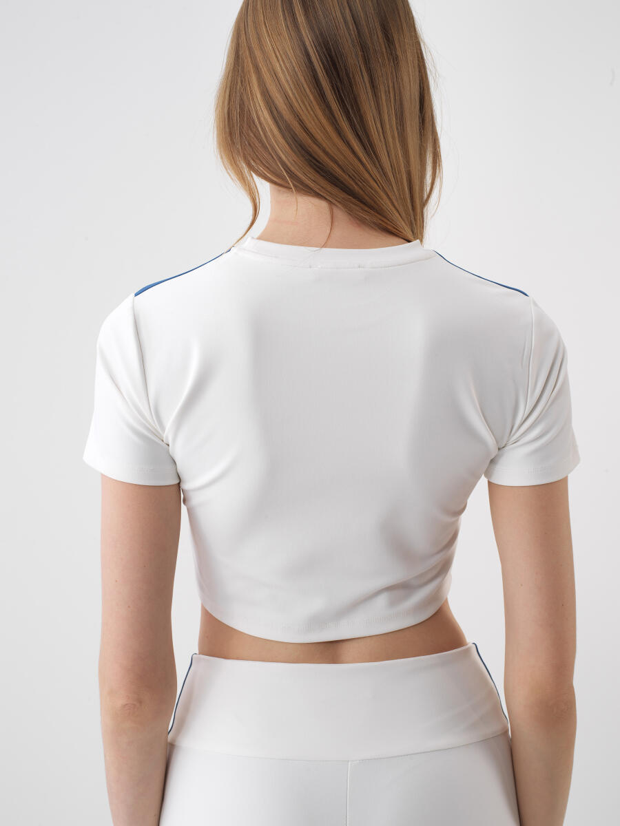 Beyaz Slim Fit Crop - 5