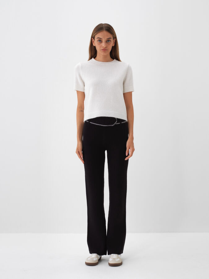 Ekru Yumuşak Dokulu Regular Fit Kazak - Xint