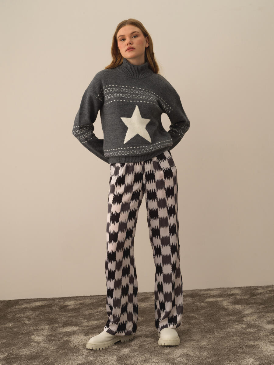 Koyu Gri Doğal Yün Dokulu Oversize Kazak - 2