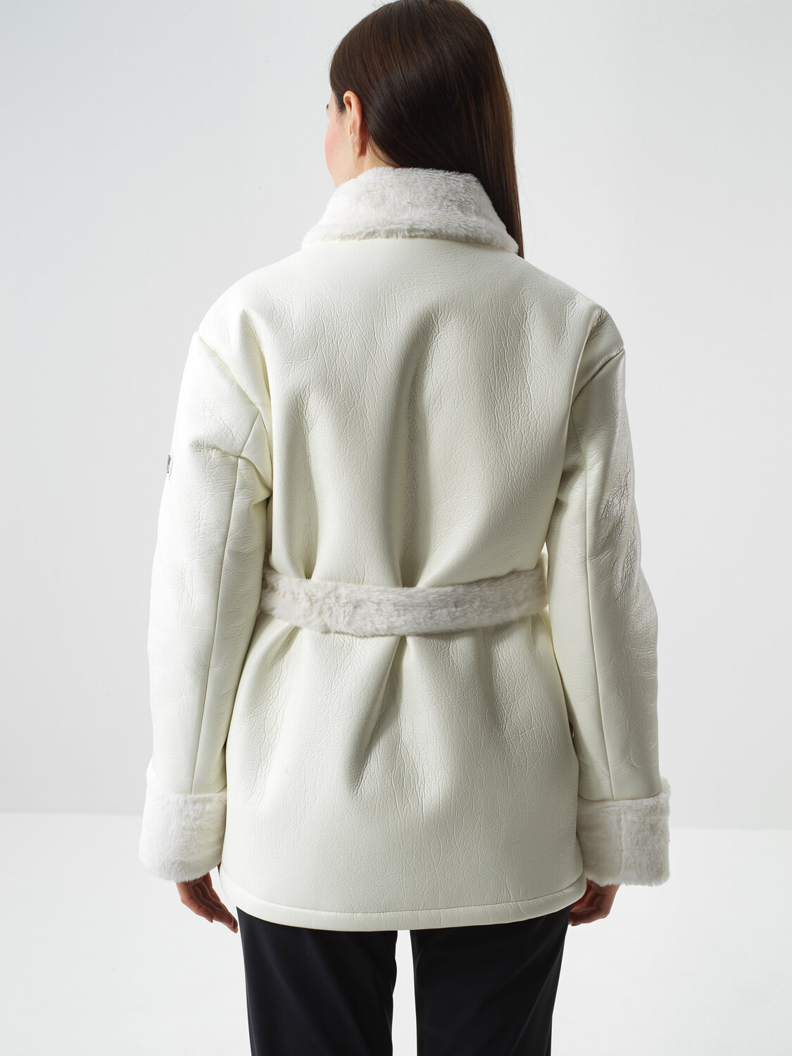 Ekru Deri Görünümlü Oversize Mont - Xint