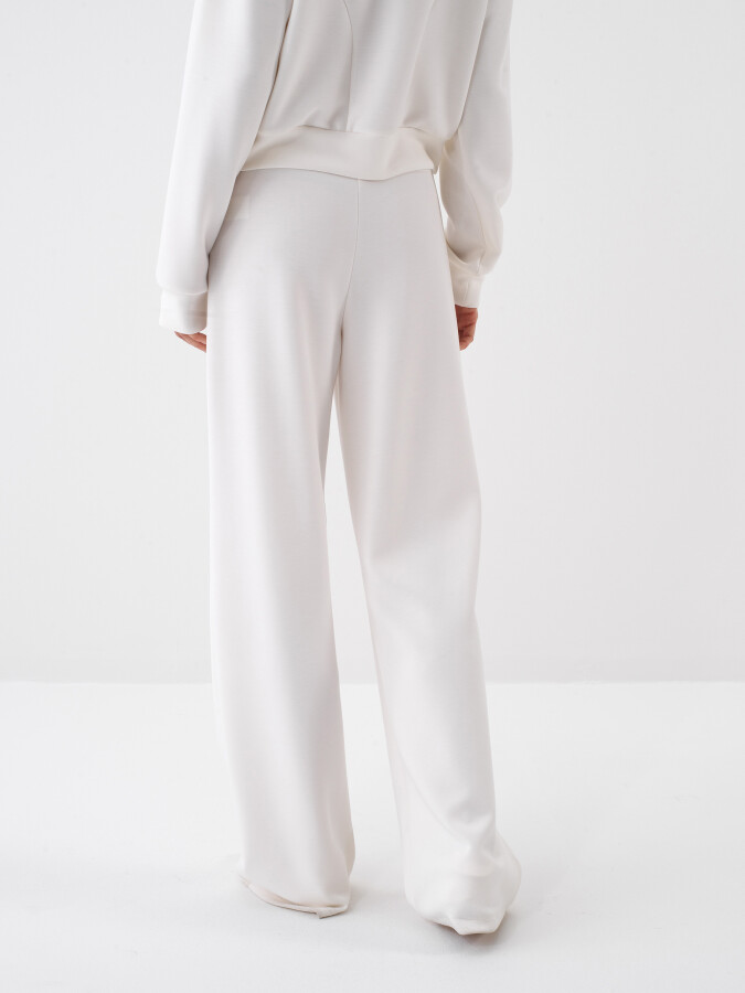 Beyaz Oversize Modal Pantolon - Xint