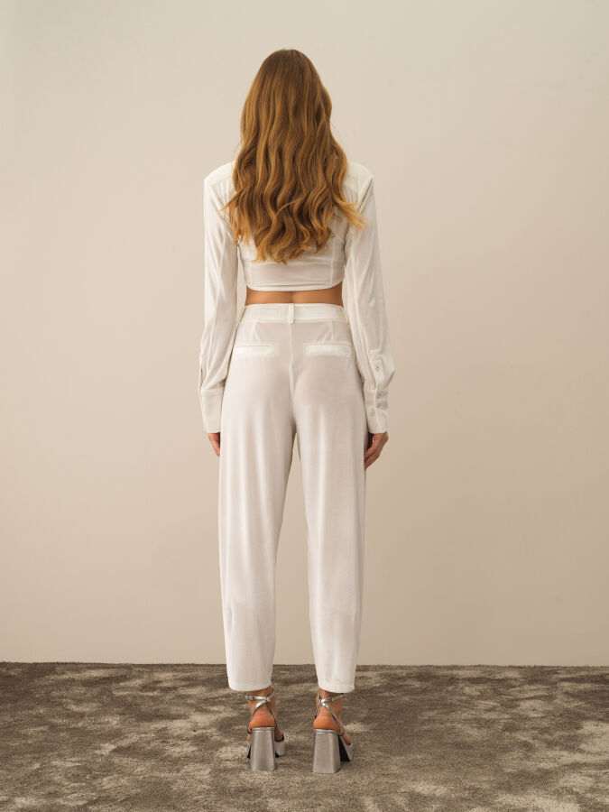 Kırık Beyaz Esnek Dokulu Oversize Pantolon - Xint