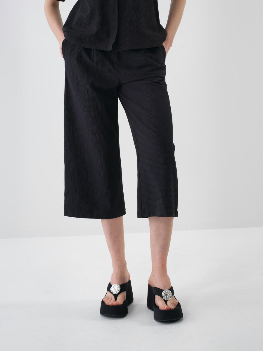 Siyah Oversize Pamuklu Pantolon