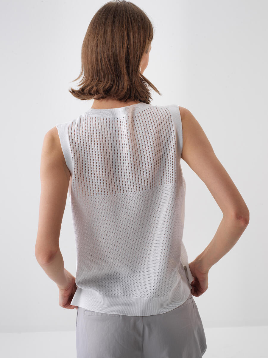 Beyaz Regular Fit Süveter - 4