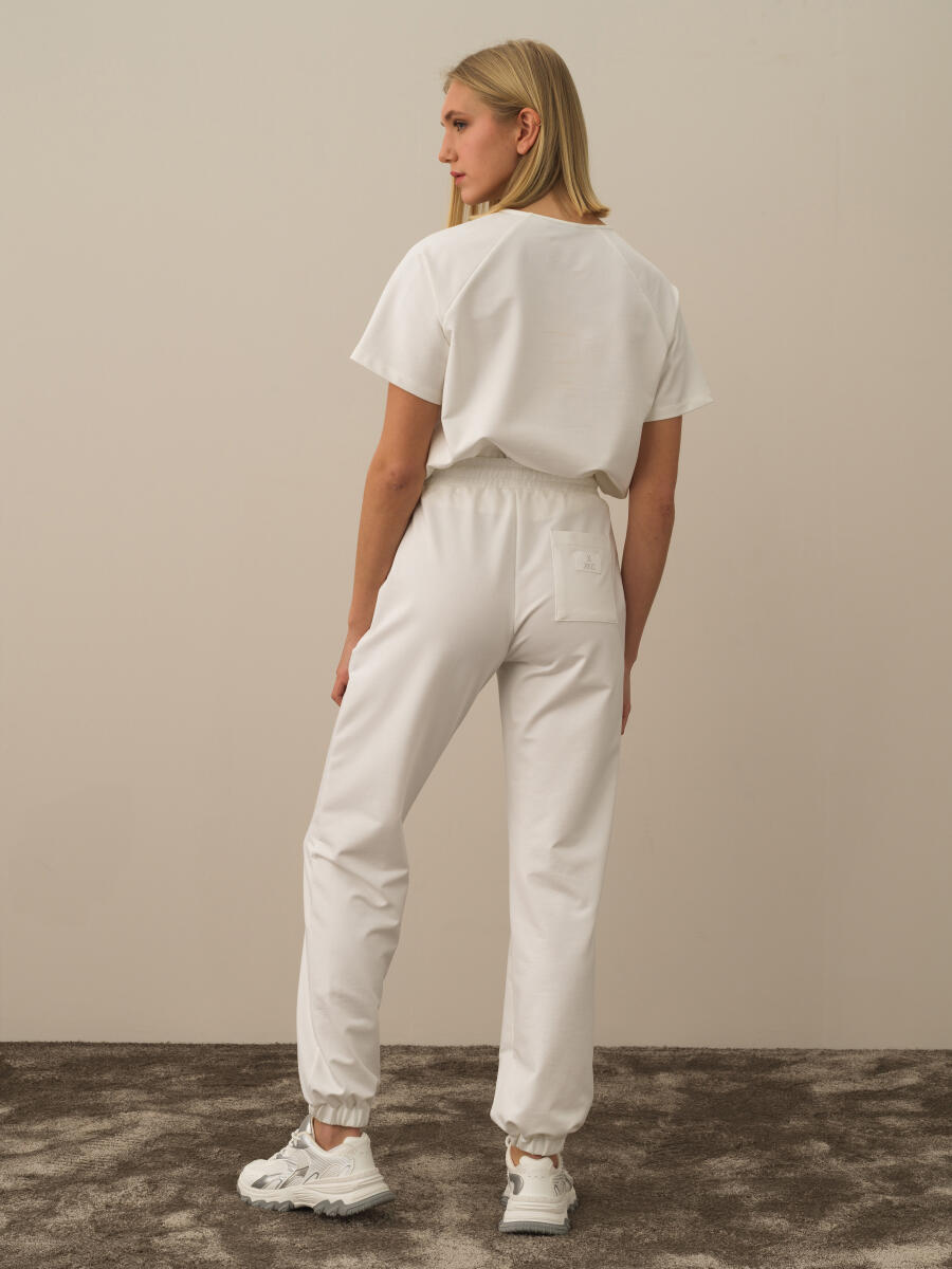 Kırık Beyaz Pamuk Dokulu Regular Fit Sweat Pantolon - 4