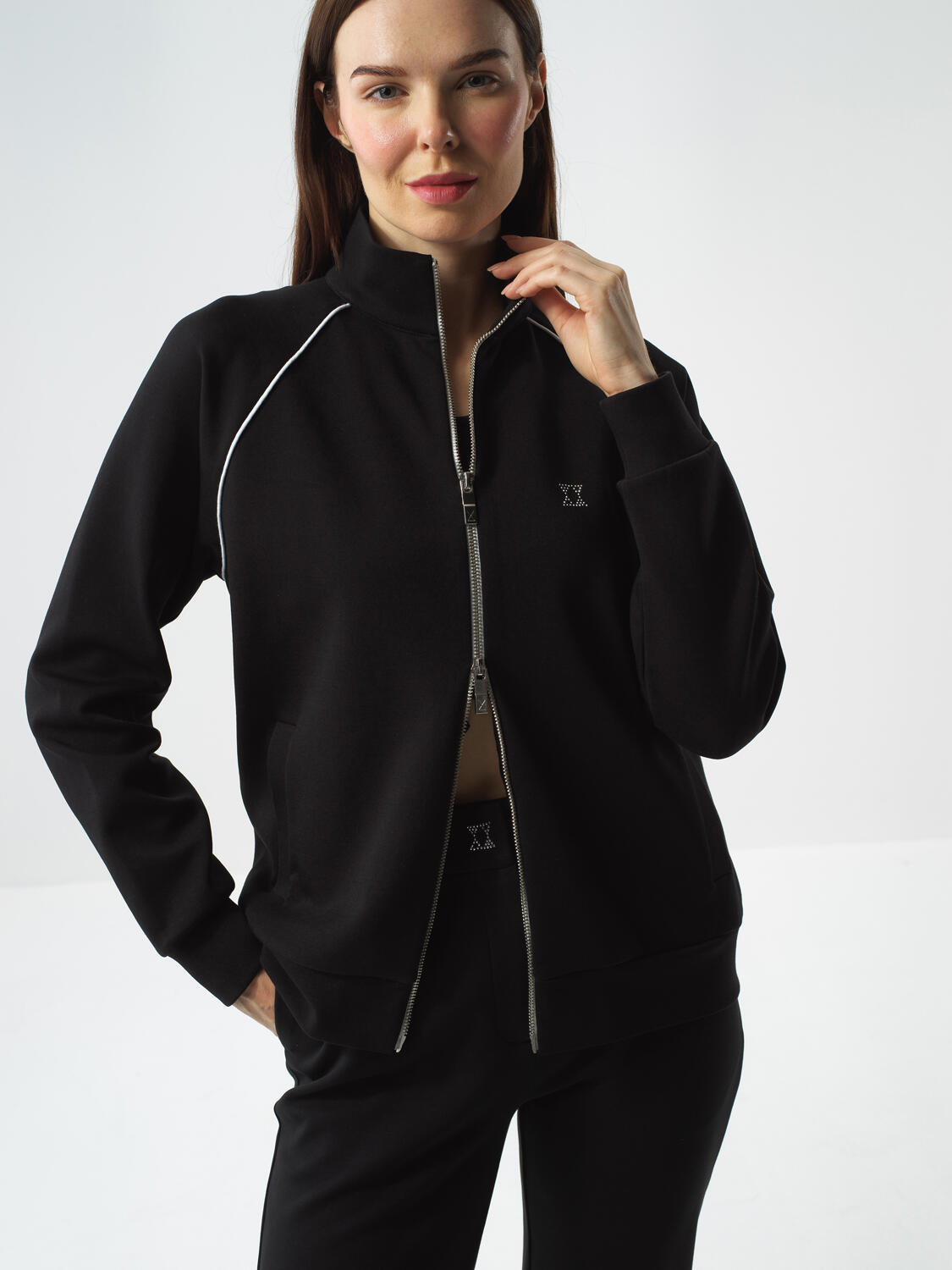 Siyah Pamuk Dokulu Regular Fit Sweatmont - 2