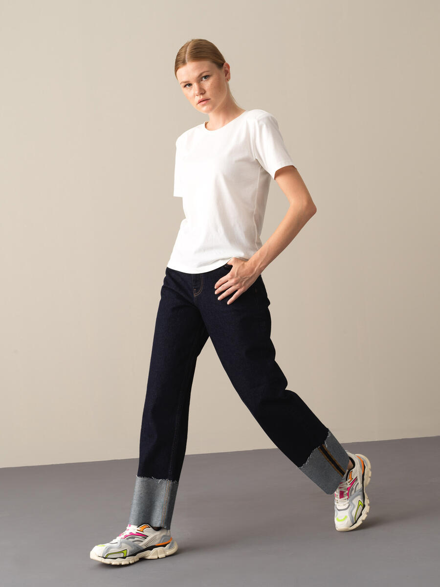 Beyaz Pamuk Dokulu Regular Fit Vatkalı - 4