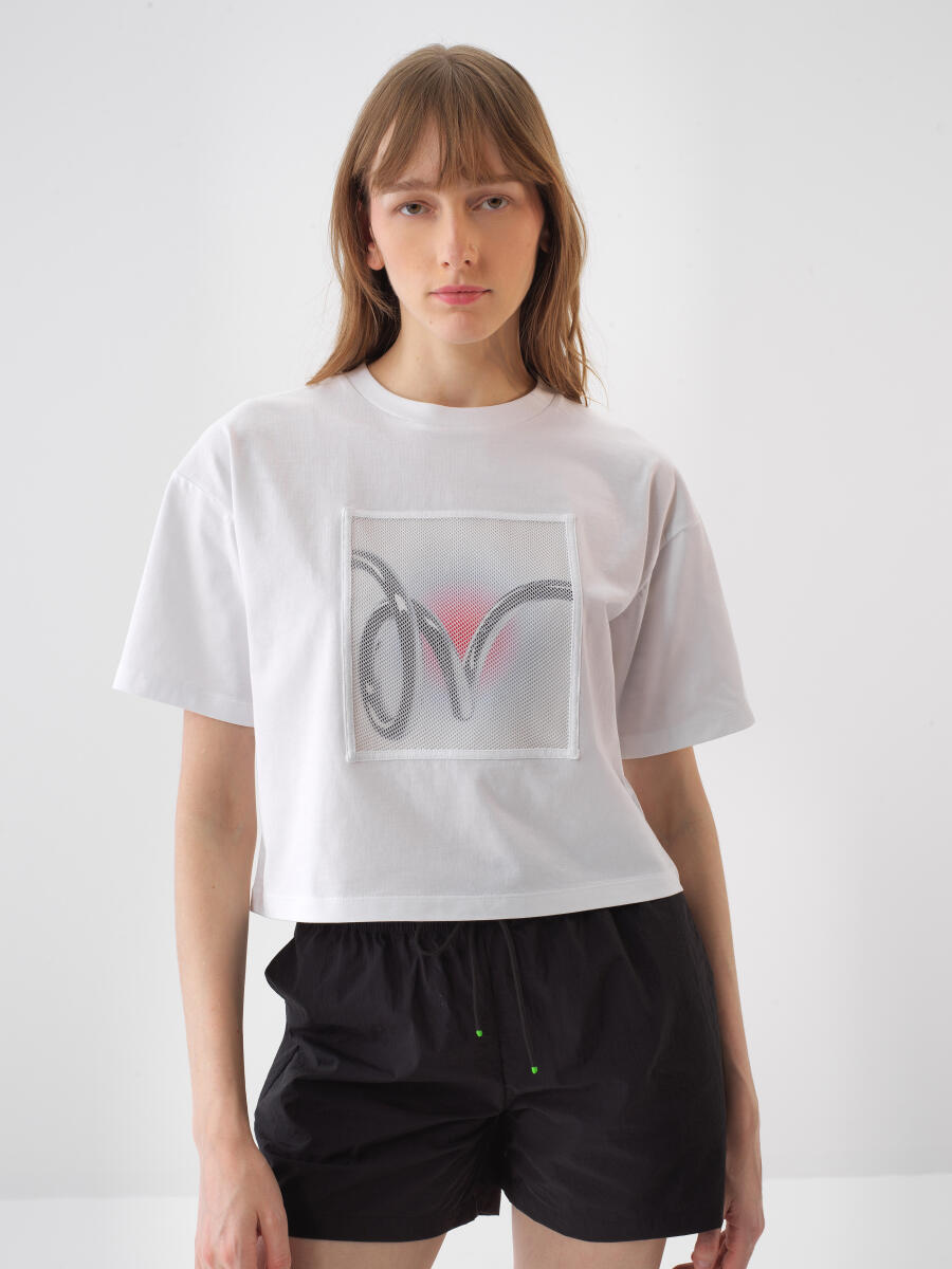 Beyaz Oversize Pamuklu Tişört