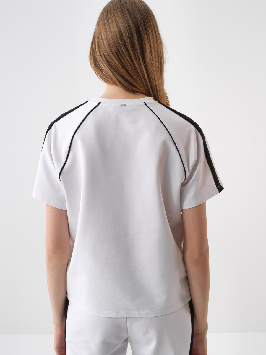 Beyaz Regular Fit Pamuklu Tişört - 4