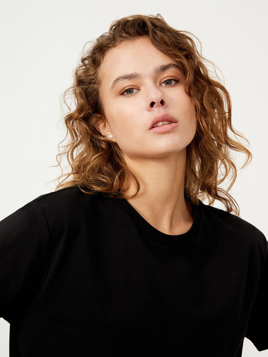 Siyah Oversize Pamuklu Basic Tişört