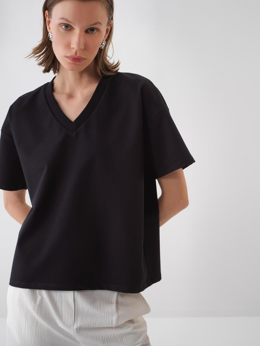 Siyah Oversize Pamuklu Tişört