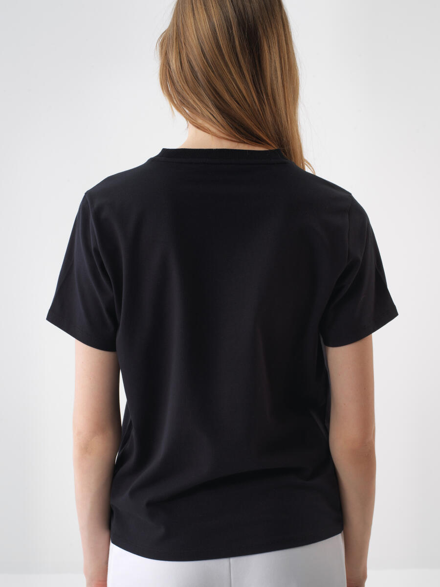 Siyah Regular Fit Pamuklu Tişört - 4