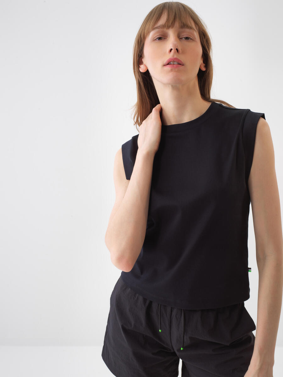Siyah Regular Fit Pamuklu Tişört