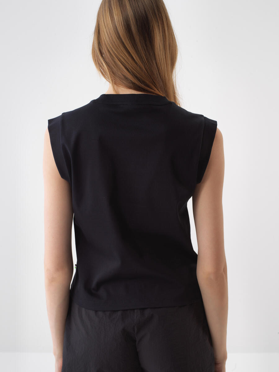 Siyah Regular Fit Pamuklu Tişört - 4