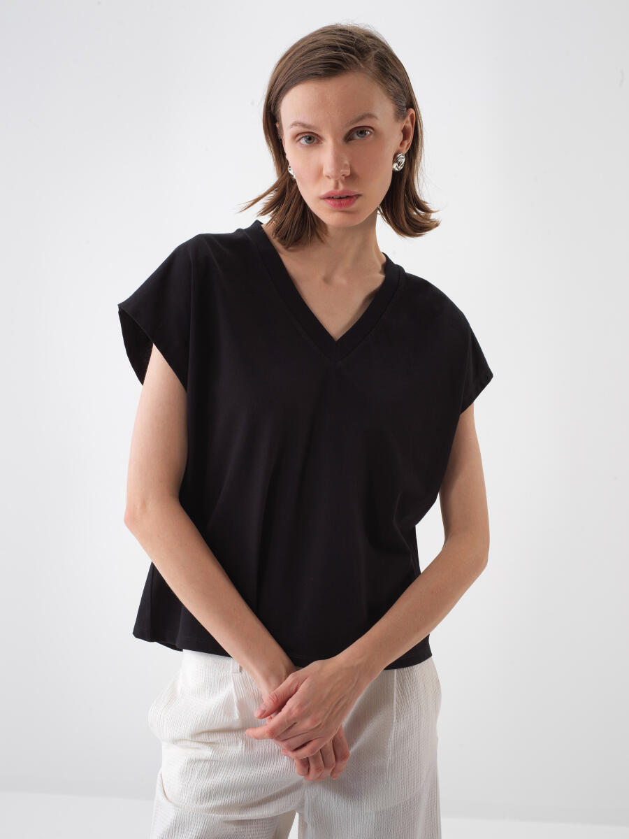 Siyah Regular Fit Pamuklu Tişört
