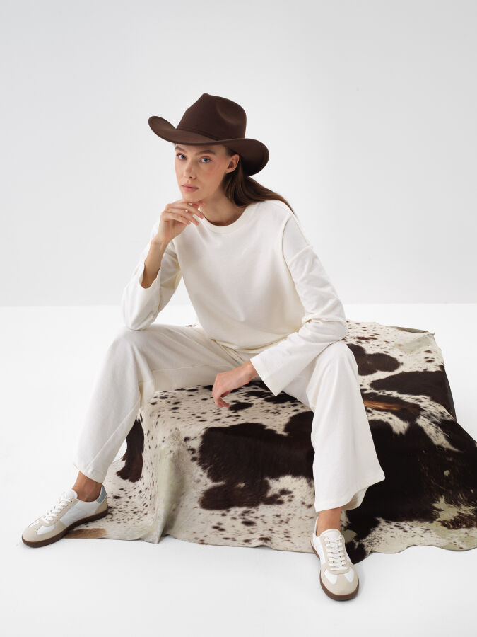 Ekru Pamuk Dokulu Oversize Uzun Kollu Tişört - Xint