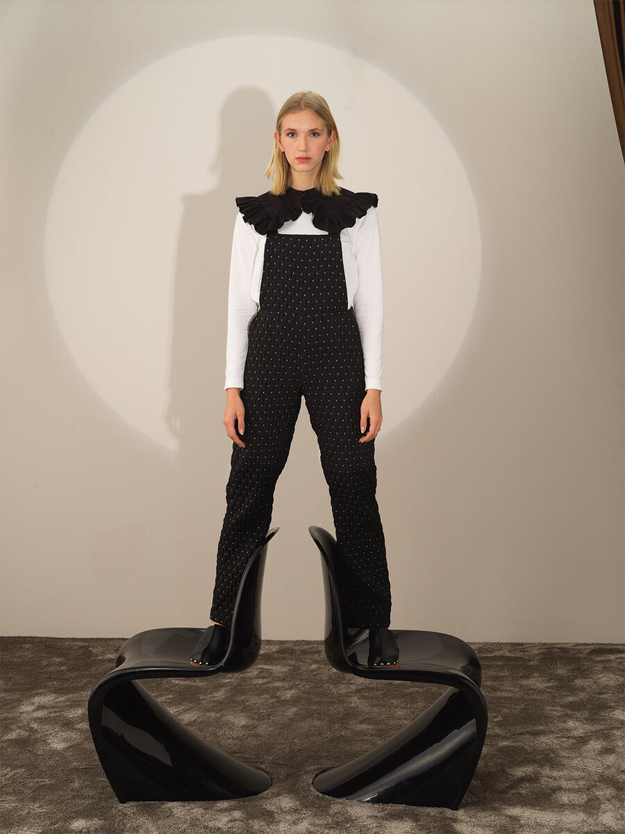 Siyah Pamuk Dokulu Oversize Yakalık