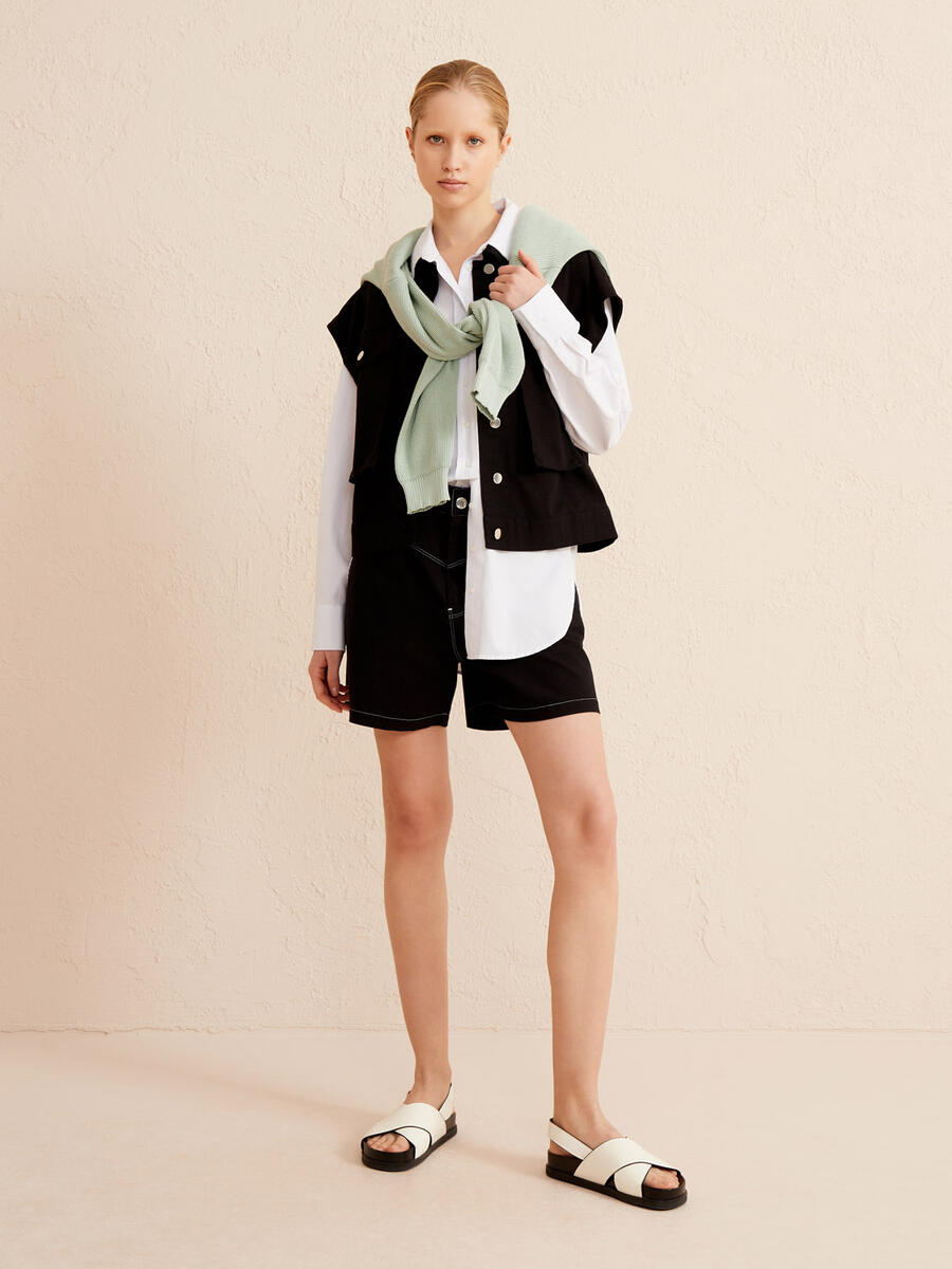 Siyah Regular Fit Pamuklu Yelek - 2