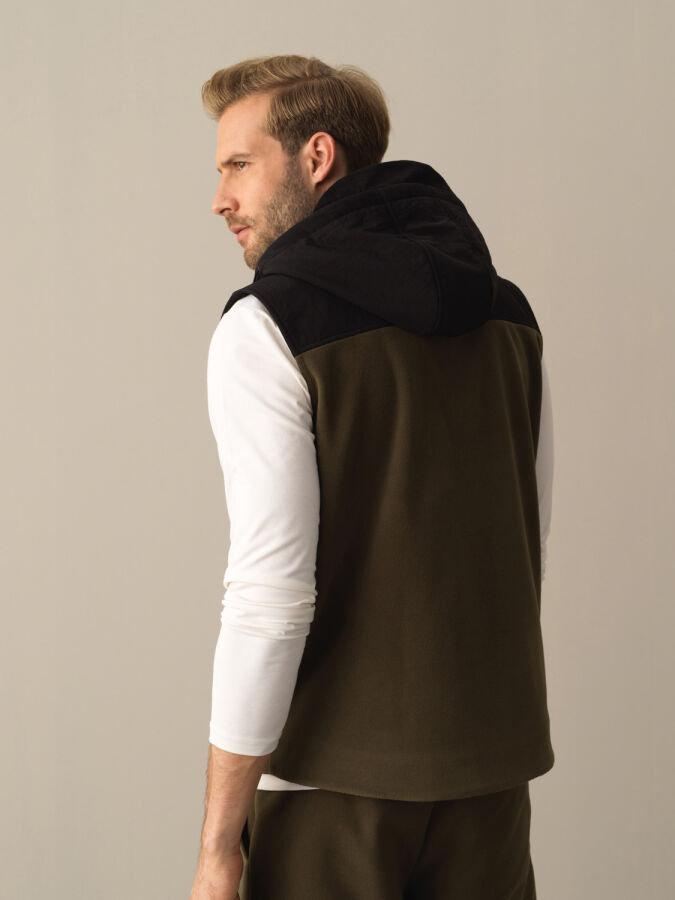 Regular Fit Garnished Polar Vest - Xint