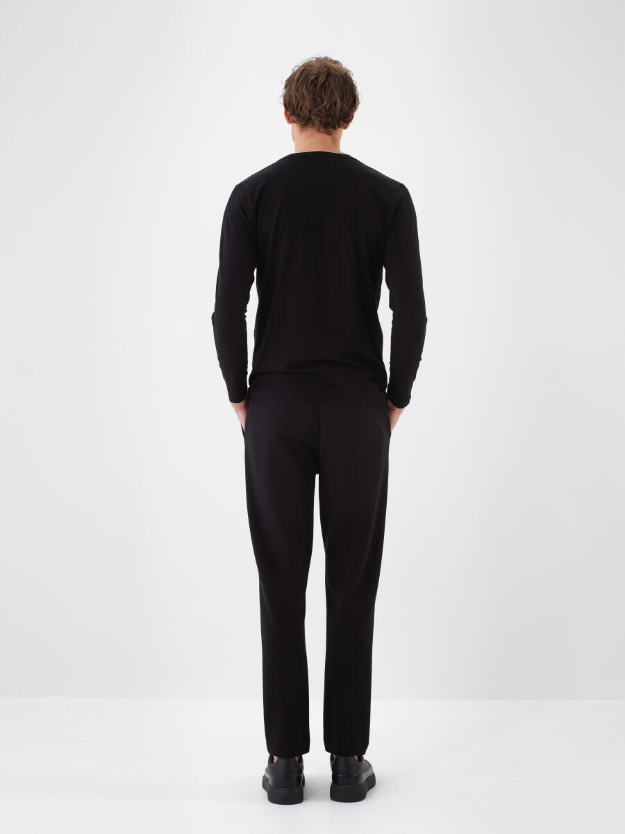 Regular Fit Plain Jogger Pants - 4