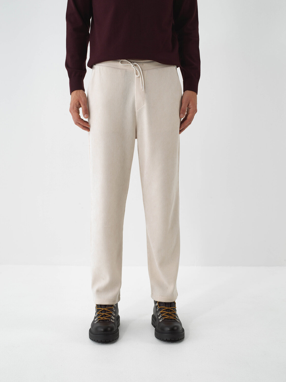 Beige Luxury Textured Soft Velvet Slim Fit Sweat Trousers - Xint