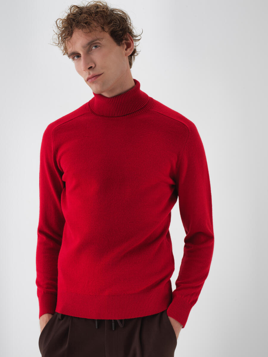 Wool Turtleneck Basic Sweater