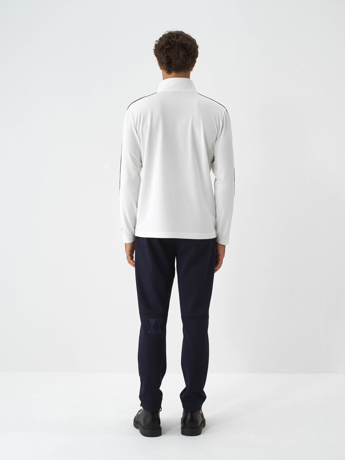 Ecru Flexible Textured Regular Fit Sweatshirt - Xint