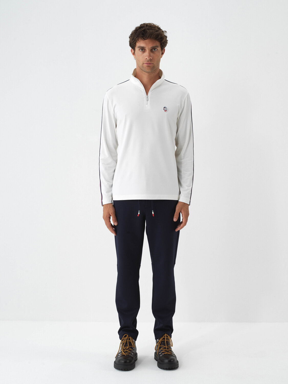 Ecru Flexible Textured Regular Fit Sweatshirt - Xint