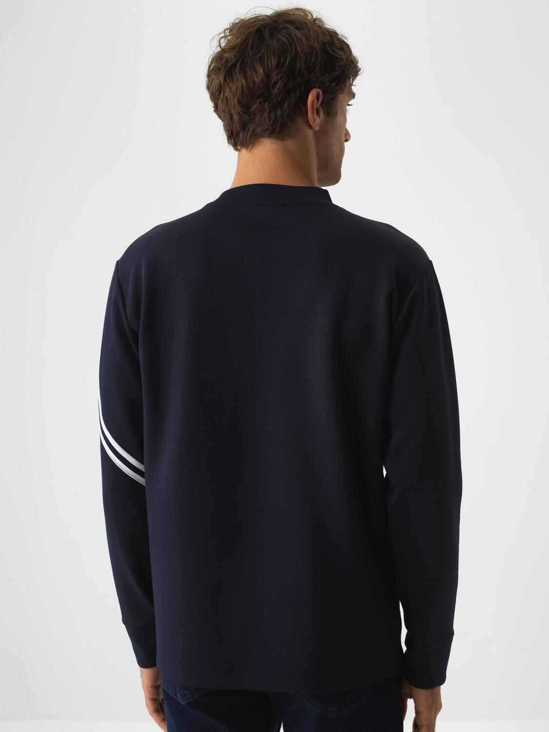Navy Blue Flexible Textured Regular Fit Sweatshirt - 4