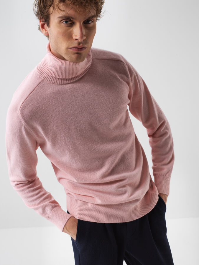 Wool Turtleneck Basic Sweater - Xint