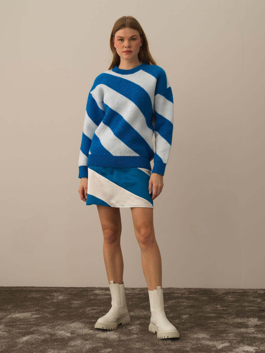 Striped Oversized Sweater - 2