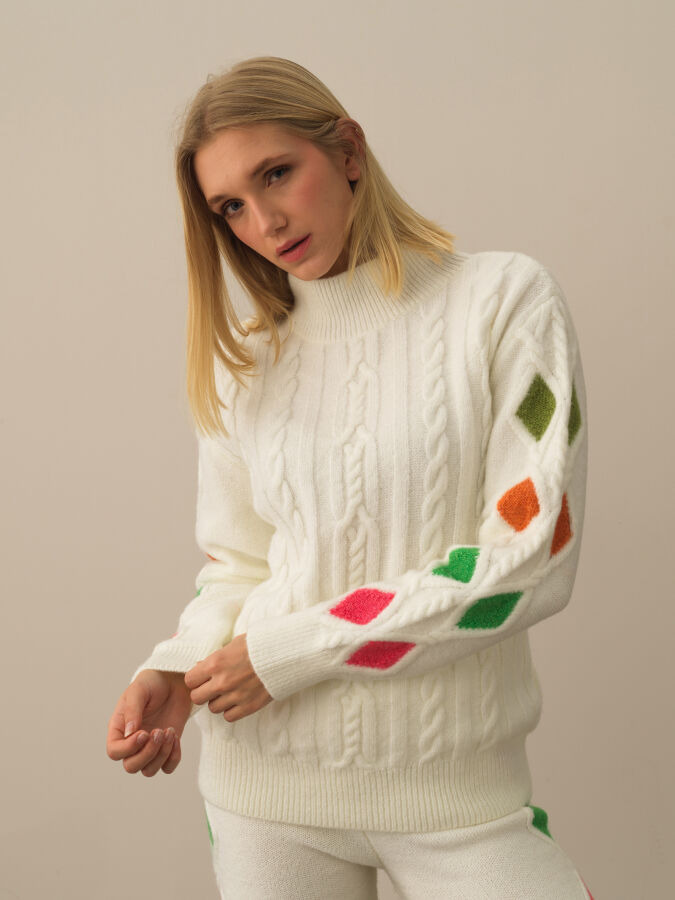 Turtleneck Oversized Sweater - Xint