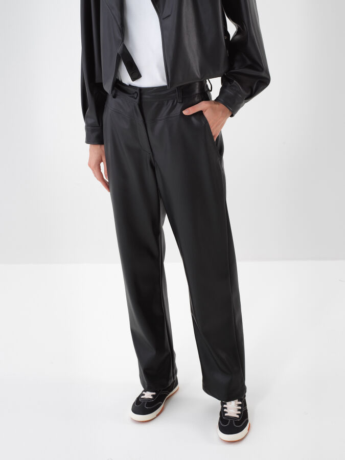 Leather Look Pants - Xint