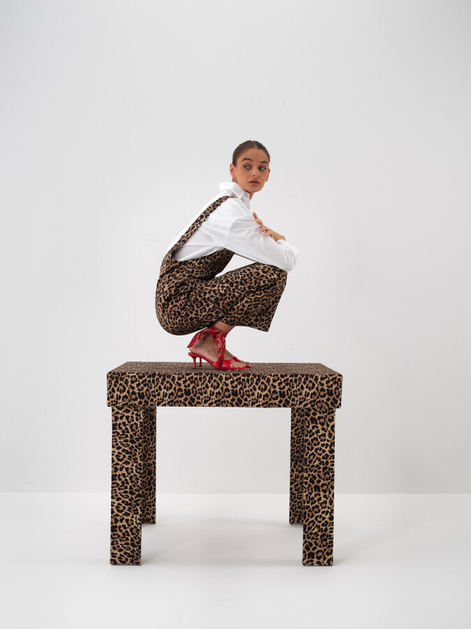 Camel Cotton Textured Oversized Dungarees - Xint