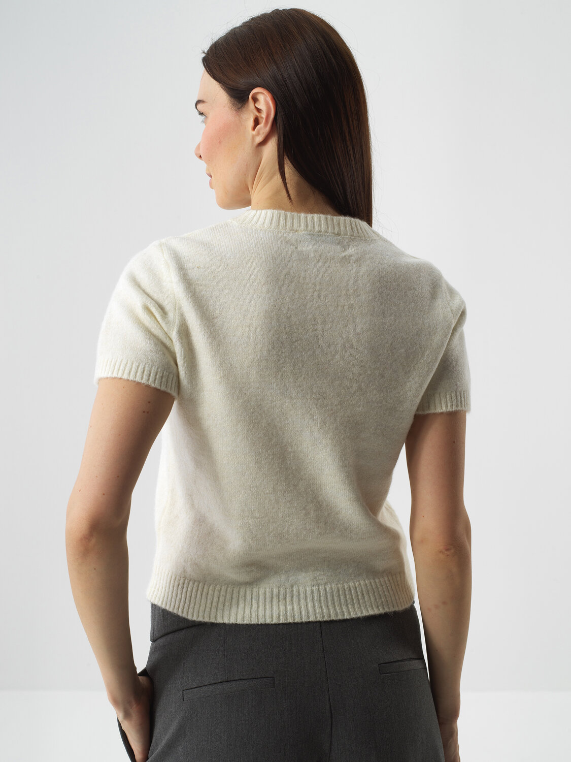 Ecru Soft Texture Regular Fit Sweater - Xint