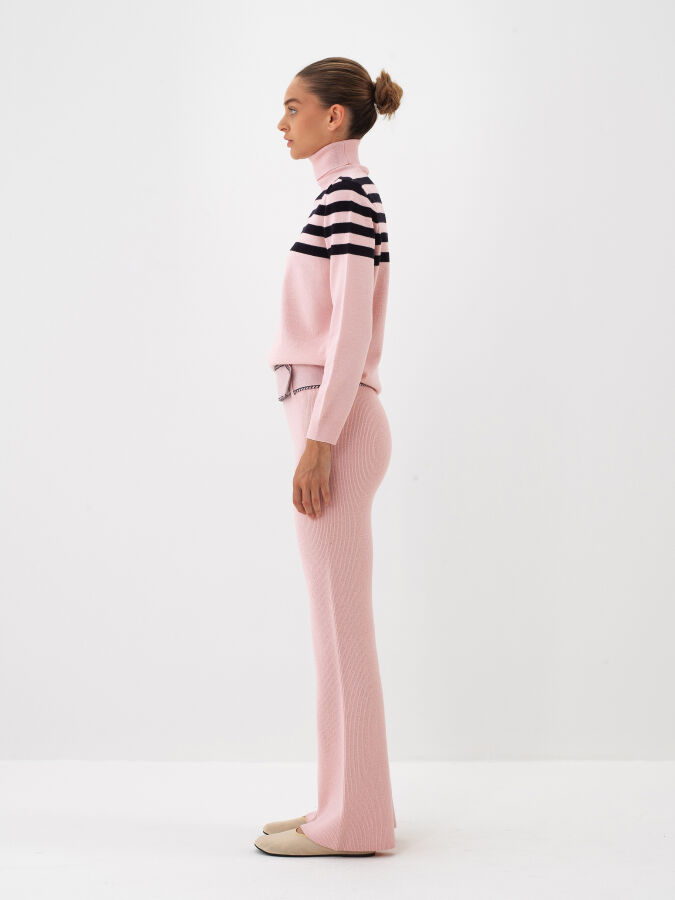 Wool Striped Turtleneck Sweater - Xint