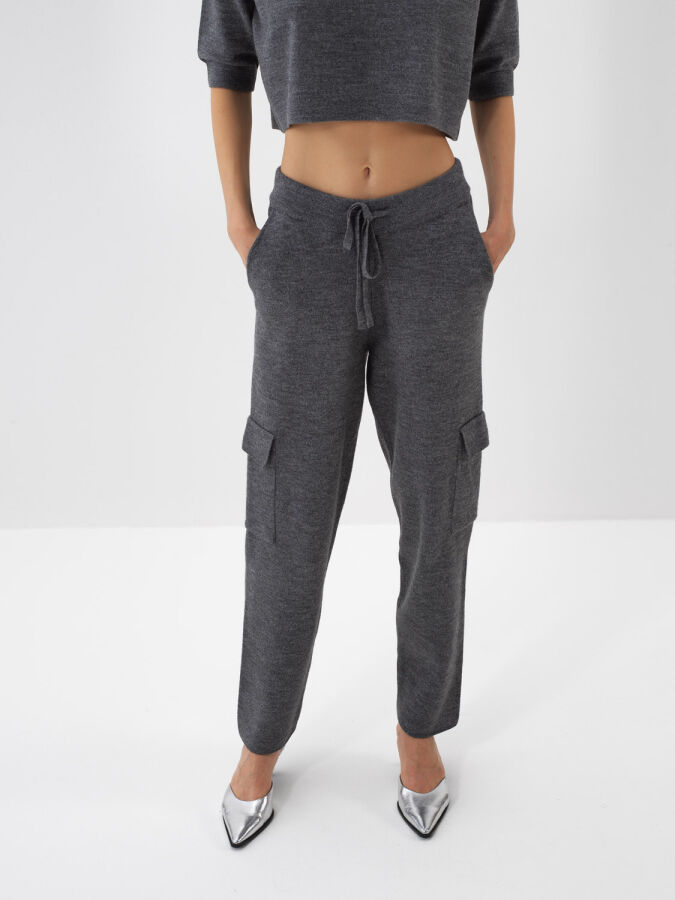 Wool Cargo Pocket Pants - Xint